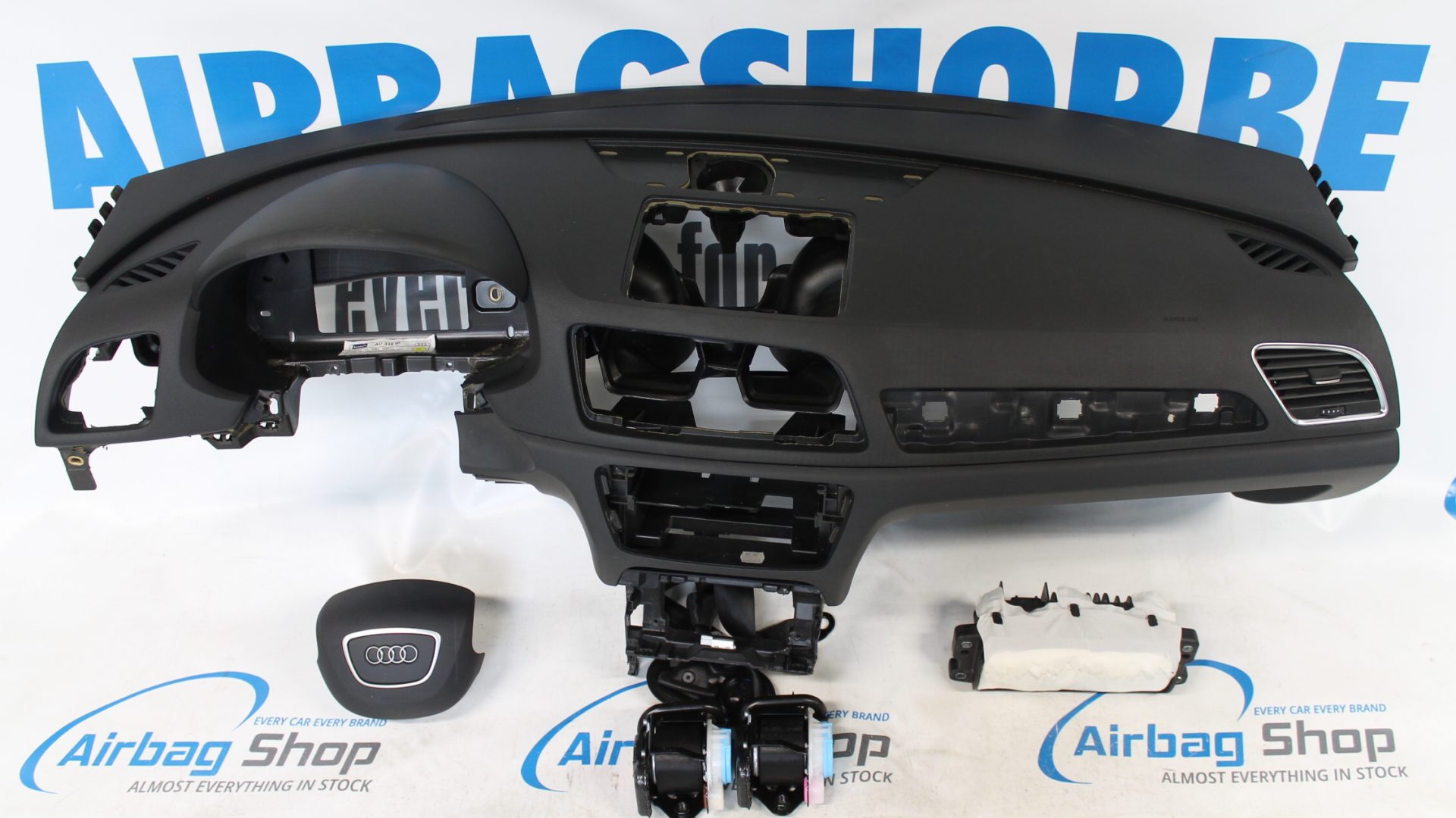 Airbag set Dashboard Audi Q3 - U8 (2011-....) buy ? - Airbag.eu