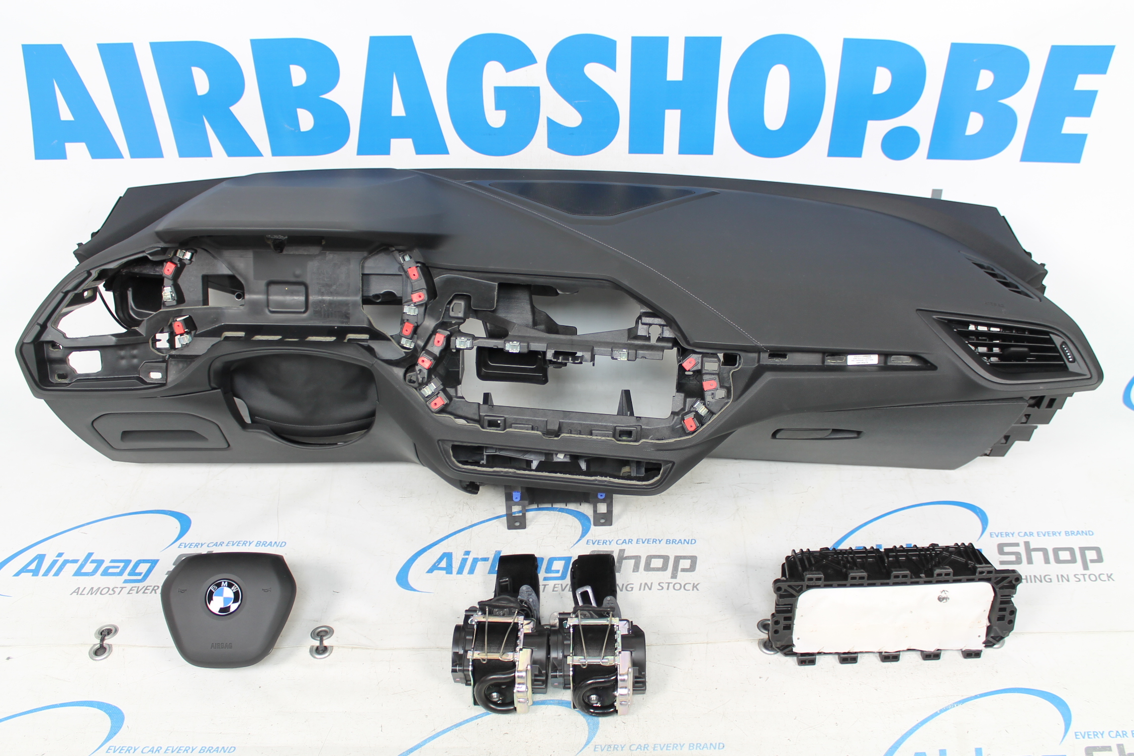 Airbag set - Dashboard black speaker grey stitches BMW 2 serie F44